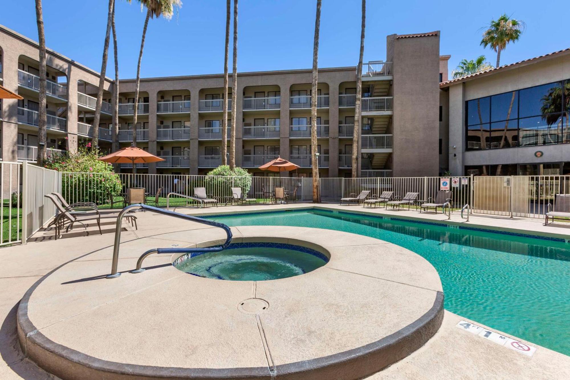 Best Western Plus Scottsdale Thunderbird Suites Kültér fotó